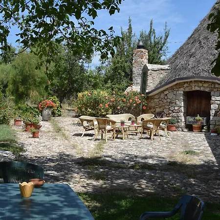Farm stay Agriturismo Su Pinnettu