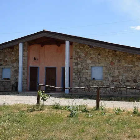 Farm stay Agriturismo Su Pinnettu
