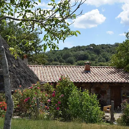 Agriturismo Su Pinnettu Фонни