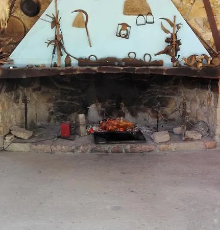 Agriturismo Su Pinnettu Фермерский дом *